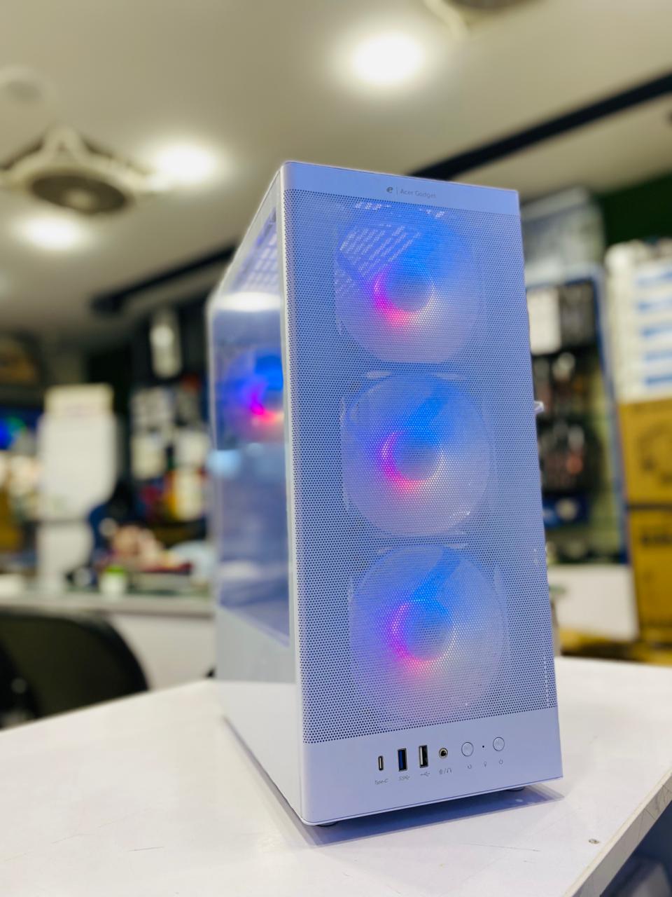 Acer Casing Max82 4 RGB Fan White