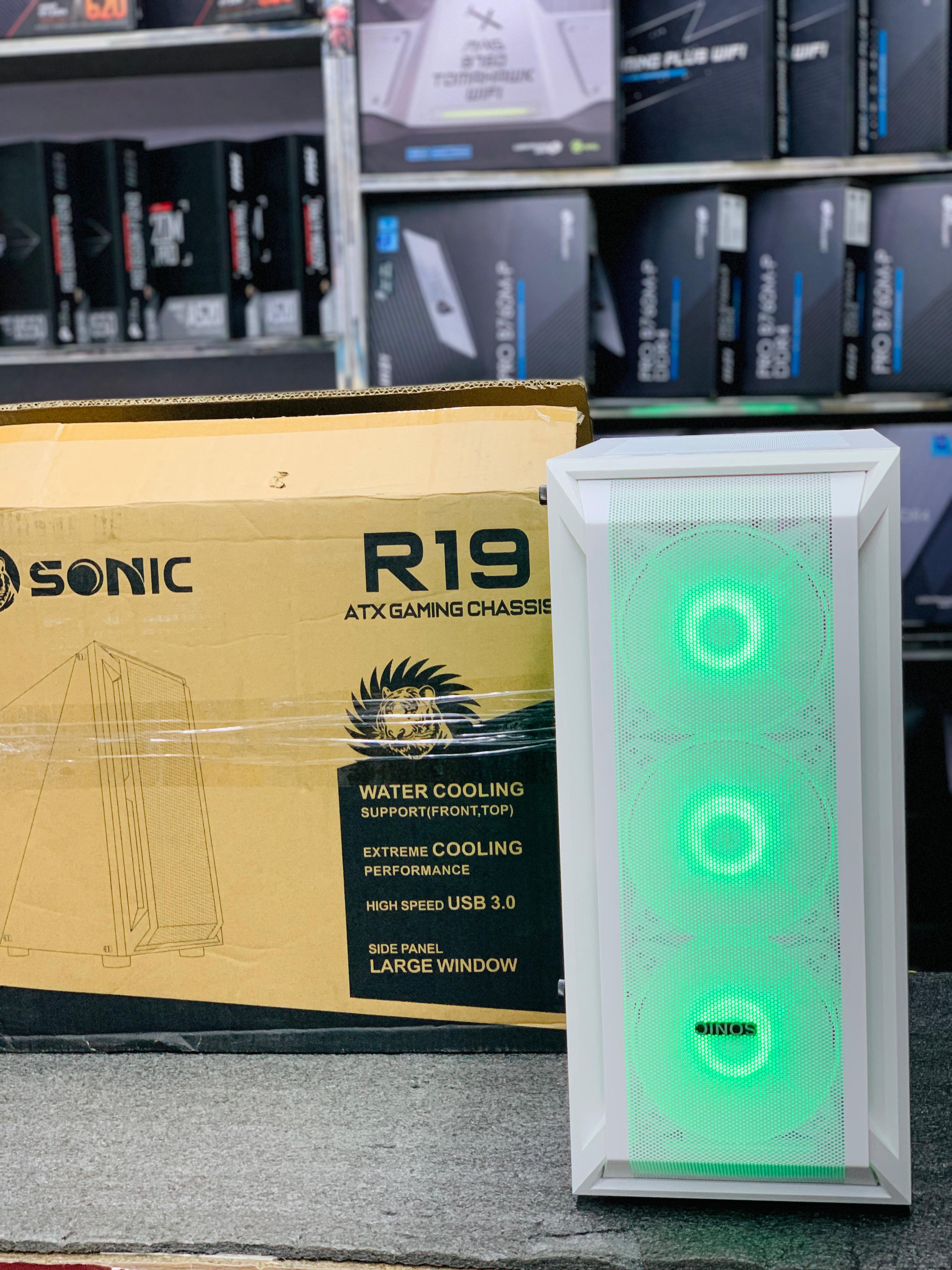 Sonic Casing R19 White 3 RGB Fans